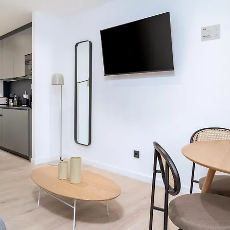Limehome Santiago De Compostela Room photo