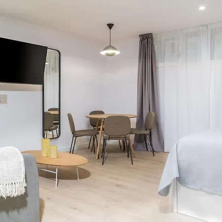 Limehome Santiago De Compostela Room photo